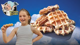 Lütticher Waffeln Originalrezept Echte Belgische Waffeln mit Perlzucker selber machen [upl. by Gilder]