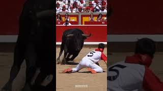 quiebro asier martin toros bravos Pamplona san Fermín 20242 [upl. by Arremat]