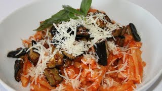 Pasta alla Norma ricetta siciliana [upl. by Akemal]