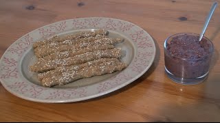 Recette de gressins raw food et sauce tapenade [upl. by Asseralc826]