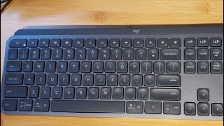 Keyboard Compare Logitech MX Keys Mini vs JLab Go Wireless Keyboard Connect Via Bluetooth or USB [upl. by Alikat312]