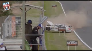 Baigent amp Twigg Fast Crash In Practice  Bathurst 12 Hour 2018 [upl. by Elly]