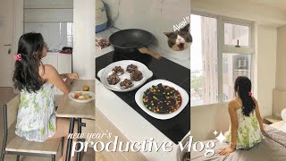 a day in my life cozy apartment baking selfcare workout [upl. by Soilissav49]