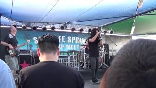 Slaves Against The Machine quotWind Belowquot Live 2014 [upl. by Yazbak]