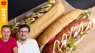 Hot dog à la saucisse fumée feat Kévin  Lidl Cuisine [upl. by Tadeo]