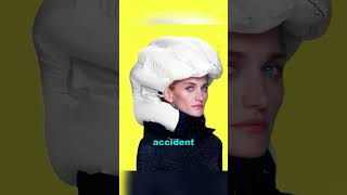 Hövding Airbag Helmet [upl. by Faust]