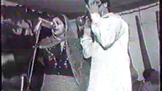 Chamkila and Amarjot  Chak Daoon Ghare Ton Kaula  LIVE  12021986 [upl. by Keele587]