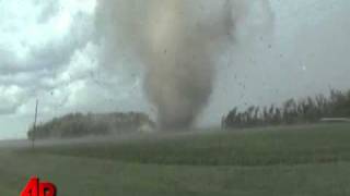 Raw Video Minnesota Tornado Shreds Home [upl. by Onoitna]