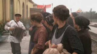 Bernardo Bertolucci Novecento 1976 part1 3 nini [upl. by Nelson]