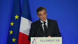 Fillon  quotPas de badge  pas de travail  Cest pourtant le cas dun grand nombre de collaborateursquot [upl. by Faustena105]