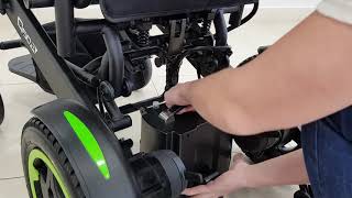 Q50 R  How to extract and install the battery [upl. by Floyd]