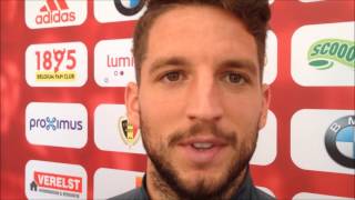 De lezersvraag aan Dries Mertens quotAl die koptelefoons vind ik maar asociaalquot [upl. by Joel]