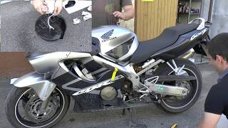 🛠️ Kettensatz wechseln beim Motorrad Honda CBR 600 F [upl. by Tacita]