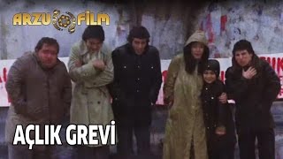 Neşeli Günler  Açlık Grevi [upl. by Herzen]