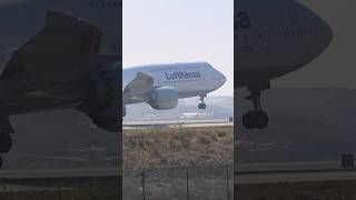 LUFTHANSA 747 TOUCHING DOWIN AT LAX 747 aviation airplane [upl. by Ehcsrop235]