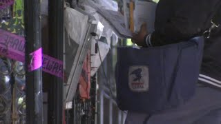 Chicago residents asked to look out for their postal workers [upl. by Maurreen]