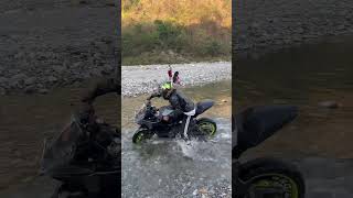 Ktm rc vs mt 15 duke jammurider automobile jammuhighway ktmduke jammu alto rider biker [upl. by Chicoine734]