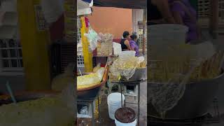 Los esquites de don Carmelo esquites elotes Yautepec gastronomíamexicana streetfood 3 [upl. by Aenahs]