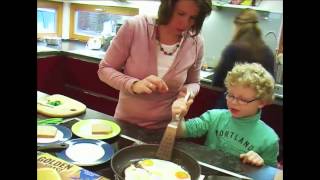 Sport amp Food KatrinÂ´s Kinder Kochshow  Trailer [upl. by Cherilynn]