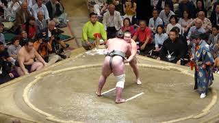 Sekiwake Tochinoshin 120  Yokozuna Hakuho 102  Sumo  Natsubasho 18 [upl. by Solahcin]