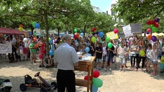 Schüler der Rathenau Schulen wehren sich gegen die geplante Schließung [upl. by Zelde]