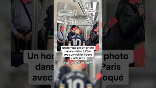 Un homme pris en photo dans le métro avec un maillot floqué « anti juif » une enquête ouverte [upl. by Sklar]