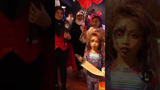 LEIKA PESTA DI DUNIA HALLOWEN BANYAK KARAKTER YANG MENYERAMKAN LEIKA JADI BONEKA CHUCKY 😲😲 [upl. by Analat]