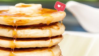 RECETTE PANCAKES A LA BANANE SIMPLE ET RAPIDE [upl. by Giustina283]