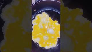 Egg fry recipe in unique style 😋 shorts omelette trending foryou trendingshorts youtubeshorts [upl. by Ik]