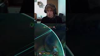 Il cecchino leagueoflegends gaming riotgames twitch outplay master toplaner moba urgot [upl. by Terris]