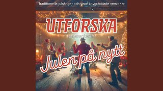 Raska fötter Liten julvisa [upl. by Arbmik]