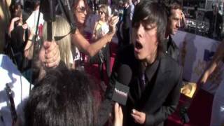 Kiowa Gordon at the MTV Movie Awards 2010 Red Carpet with Twilighters Anonymous [upl. by Kaczer784]