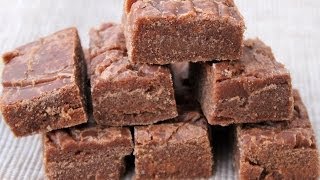 HOW TO MAKE OLDFASHIONED CHOCOLATE FUDGE [upl. by Krucik]