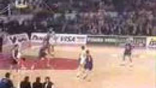 olympiakos vs barcelona 7358 1997 euroleague final [upl. by Ensoll]