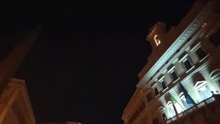 Facciata Montecitorio illuminata di bianco intenso per la campagna di sensibilizzazione sul cancro [upl. by Ecinrahs]