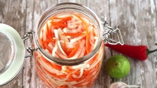 Đồ chua Vietnamese daikon and carrot pickles [upl. by Arema]