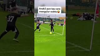 Anak anak pun tahu cara mengulur waktu fyp fypyoutube football fypシ゚ sepakbola [upl. by Avitzur228]