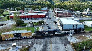 Northbound Norfolk Southern 142 through Rockwood Tennessee on 101624 [upl. by Oderf]