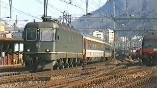 Treni svizzeri e italiani a Chiasso nel 1999 [upl. by Naivart695]