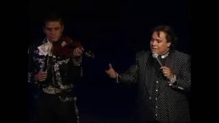 quotAbrázame muy fuertequot por Juan Gabriel [upl. by Duane659]