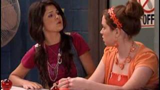 Los Hechiceros De Waverly Place 2x01  Segunda Temporada  El Pantalon Sabio 44 Español Latino [upl. by Anyat]