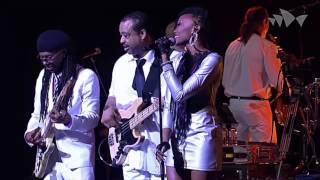 CHIC featuring Nile Rodgers  Lost in Music  Sister Sledge  Live At The House Sídney 2013 HD [upl. by Nohtiek]