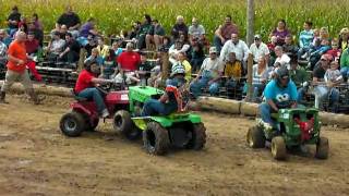 Cory Apple Fest Lawn Mower Derby 92411 Beginning Of The Main [upl. by Tullusus]