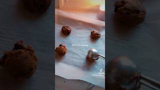 POV it’s raining aesthetic bakingtherapy viralshorts bakingasmr preppy trending cozy cookie [upl. by Arlon326]