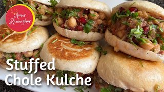 Stuffed Chole Kulche  Chole Kulche  Famous Street Food Chole Kulche [upl. by Suter]