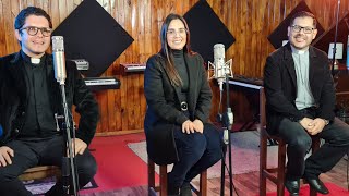 Vasijas de Barro  Padre Leo Valdez ft Padre Freddy Romero y Renata Rolón [upl. by Grobe]