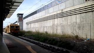 Plasser amp Theurer quotSalcefquot in transito al binario 25 a Roma Tiburtina [upl. by Tabber]