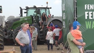 40 Fendt Maschinen auf dem Feldtag in Wadenbrunn auf einem Bild [upl. by Eenyaj]