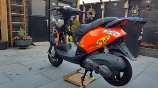 PIAGGIO ZIP SP H2O 2001 180CC WALKAROUND [upl. by Jarid]