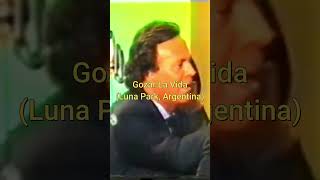 Julio Iglesias Gozar la vida live [upl. by Ycul]